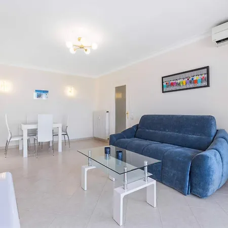 Le Ferrie Croisette - Carlton & Apartman *